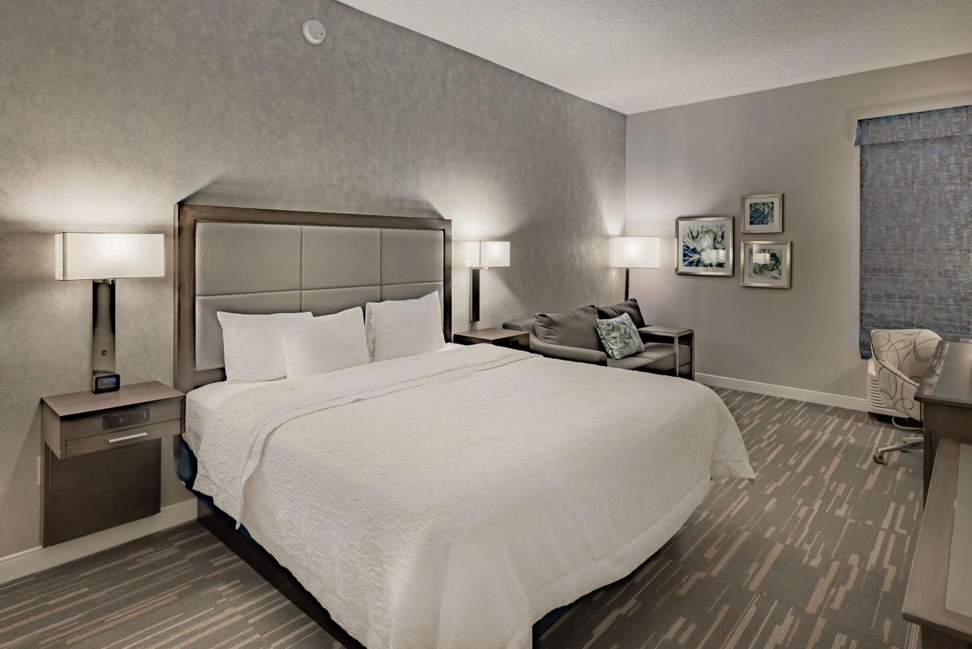 Hampton Inn Waco North Exterior photo
