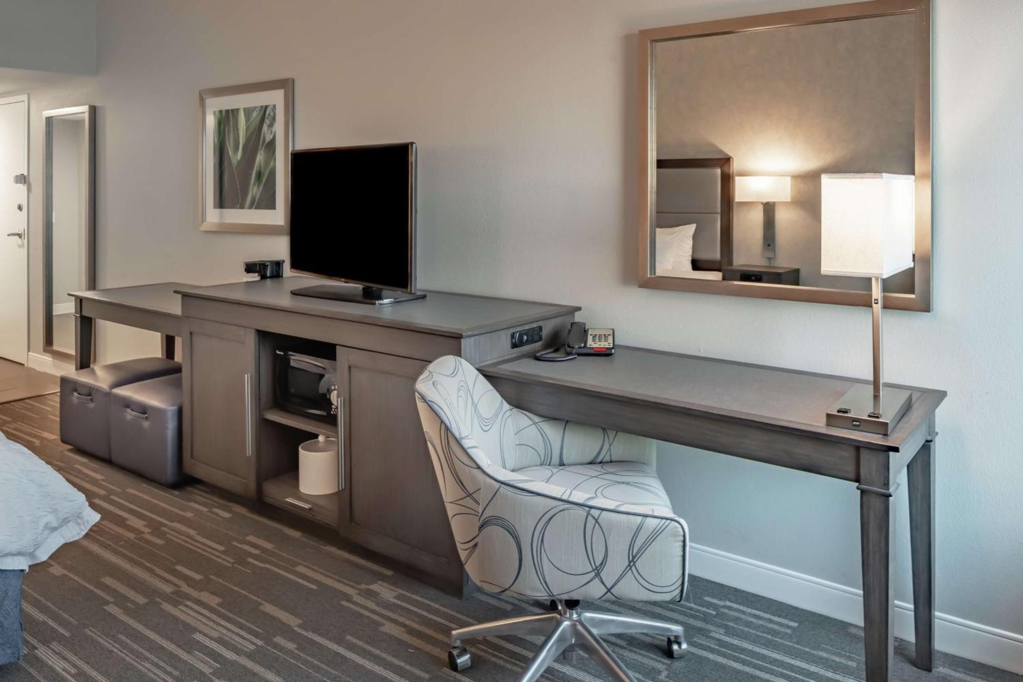 Hampton Inn Waco North Exterior photo